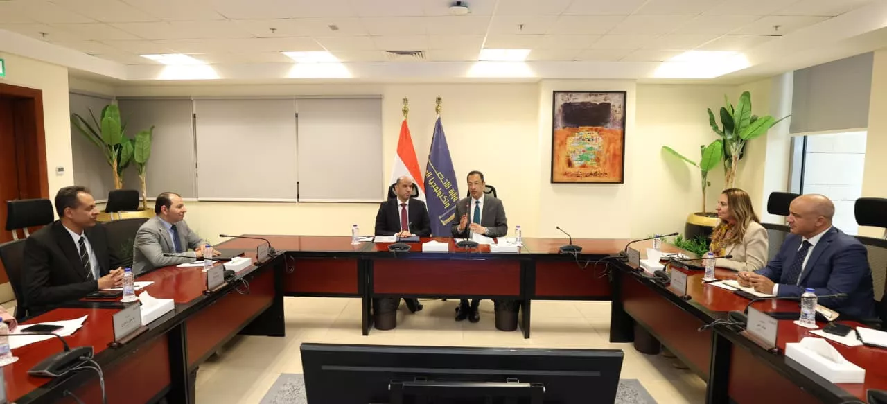 وزيرا الاتصالات والعمل يعلنان إطلاق خدمة كعب العمل