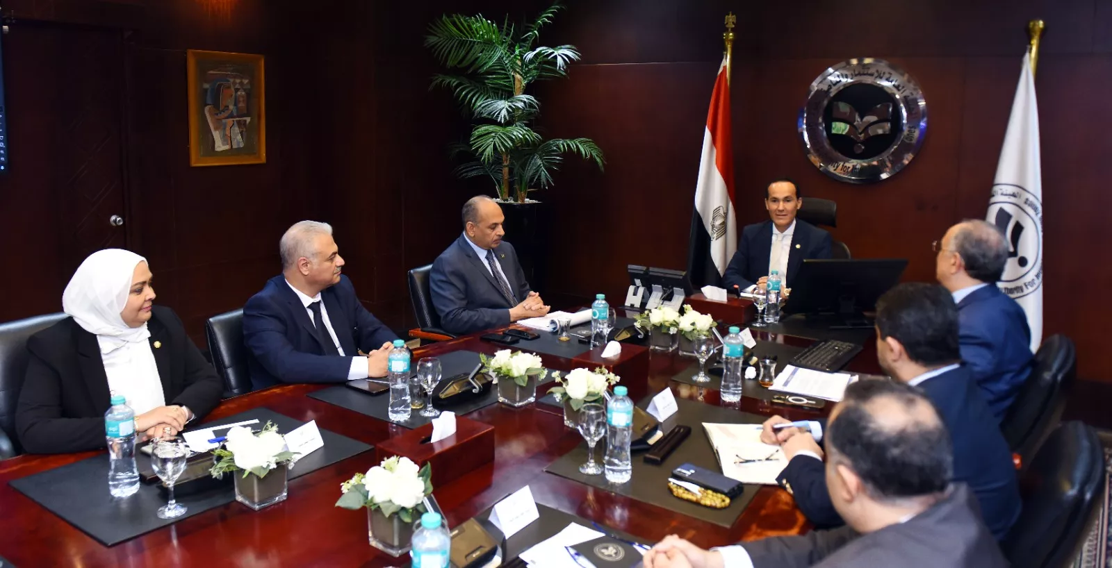 وزير الاستثمار يجتمع مع قيادات المناطق الحرة والاستثمارية والتكنولوجية