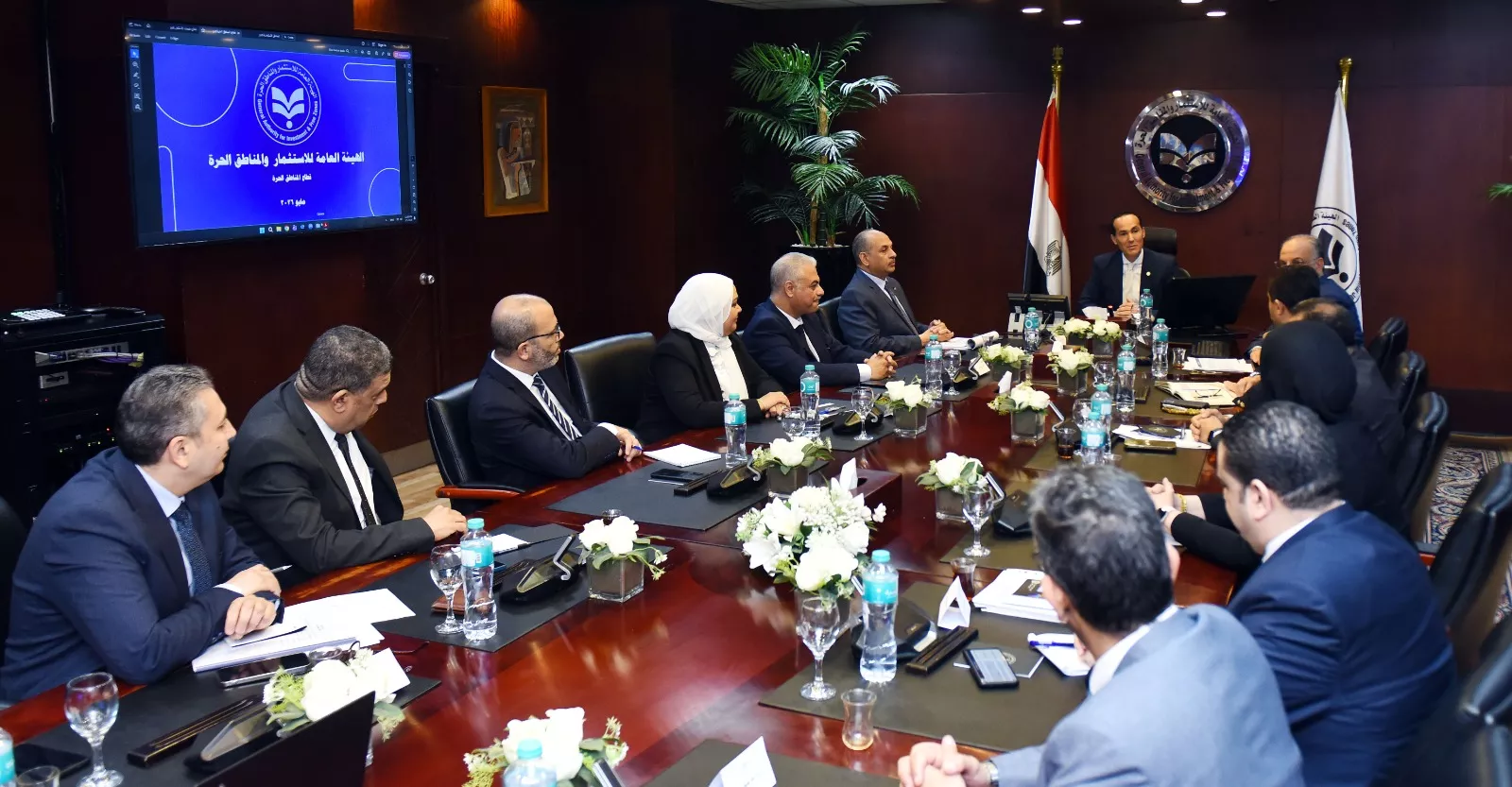 وزير الاستثمار يجتمع مع قيادات المناطق الحرة والاستثمارية والتكنولوجية