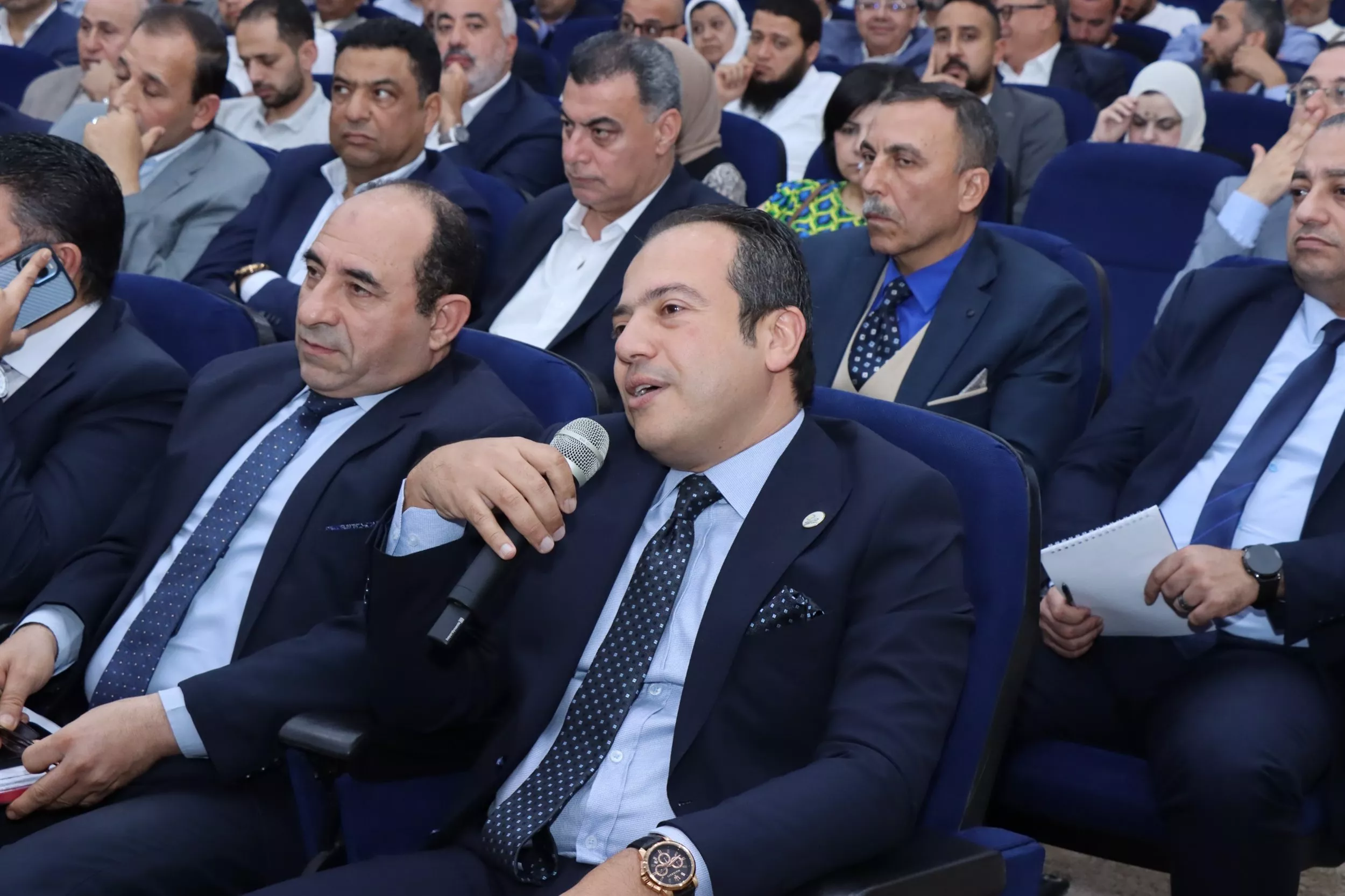 رئيس هيئة التنمية الصناعية تعقد لقاءً موسعًا مع ممثلي اتحاد الصناعات المصرية