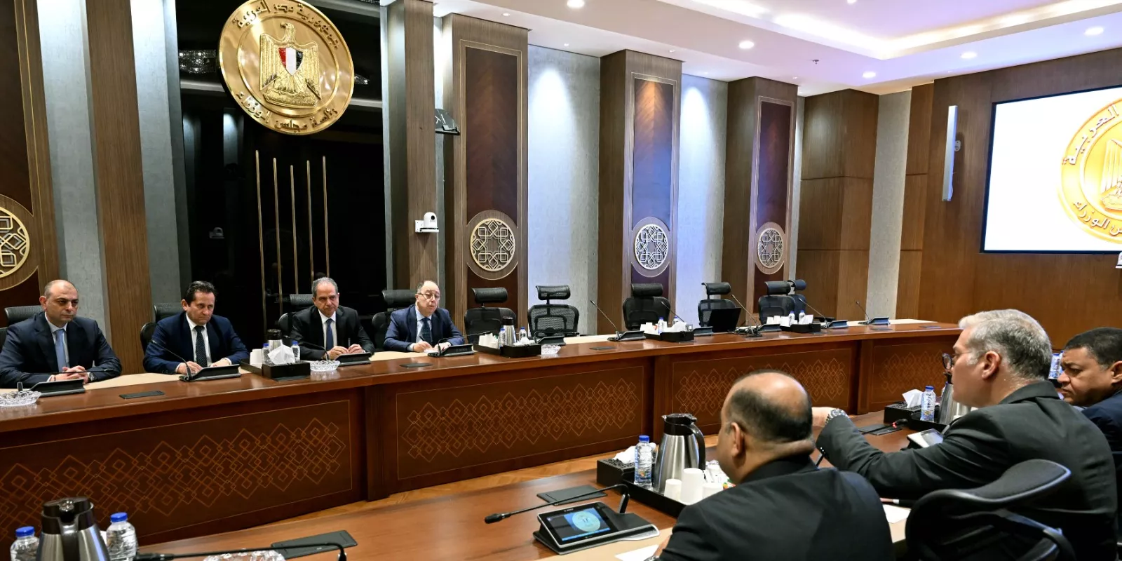 مباحثات مصرية لبنانية لتعزيز وتوسيع التعاون في قطاع البترول