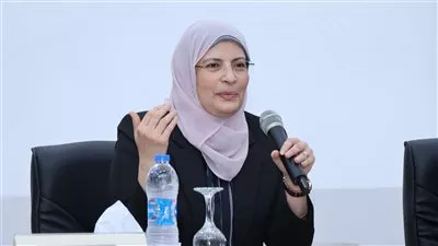 الحكومة تدرس مقترحات توسيع نطاق المبادرات التمويلية لدعم القطاع الصناعي