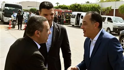 رئيس الوزراء يفتتح عدد من المصانع بمدينتي السادات وأكتوبر