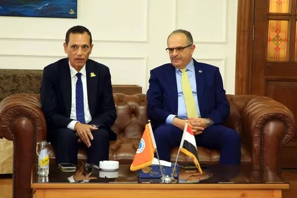 شركة تنمية الريف المصرى الجديد تتعاقد مع المقاولون العرب