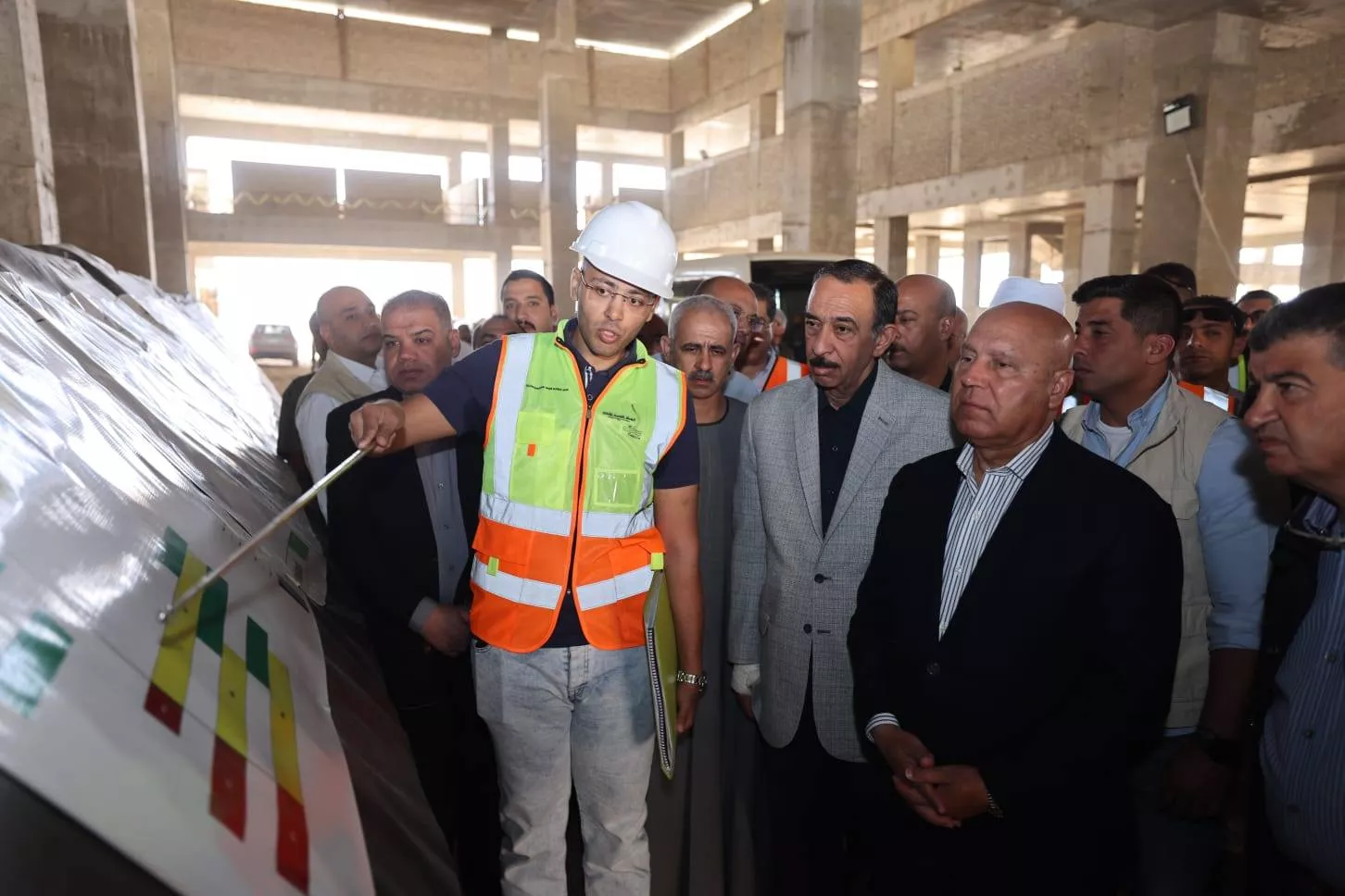 وزير النقل يتفقد الخط الثاني من شبكة القطار الكهربائي السريع