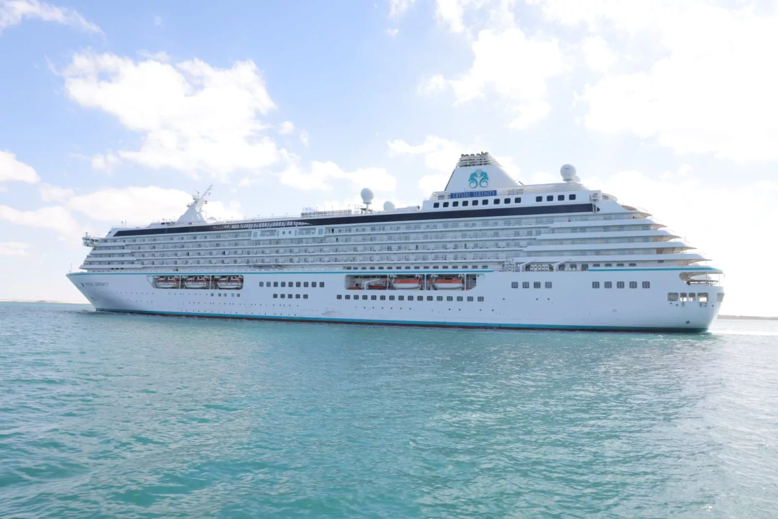 السفينة السياحية Crystal Serenity