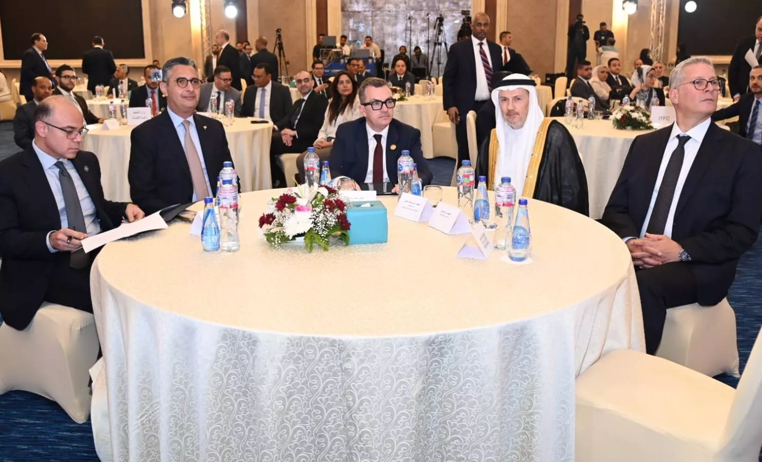 توقيع برنامج العمل السنوي بين مصر والمؤسسة الدولية الإسلامية