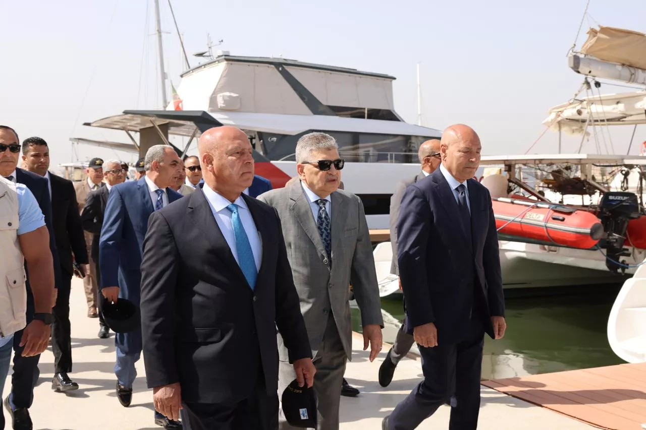 مراسم توقيع عقد اتفاق لبناء وتوريد عدد 5 أتوبيسات نهرية