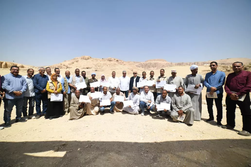 وزير السياحة ومحافظ الأقصر يفتتحان مقبرتي أمنحتب رابويا وابنه ساموت بالبر الغربي بالأقصر