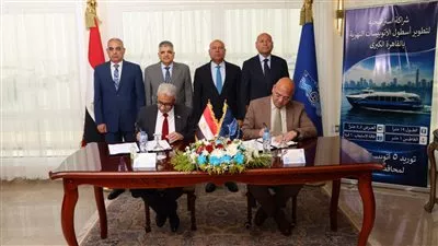 توقيع عقد اتفاق لبناء وتوريد 5 أتوبيسات نهرية تعمل بمنظومة الدفع الكهربائي
