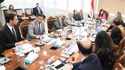 وزيرة «الإسكان» تبحث سبل تعزيز التعاون المشترك مع البنك الدولي