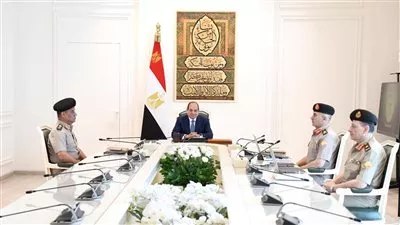 الرئيس السيسي يتابع موقف مشروعات الهيئة الهندسية للقوات المُسلحة