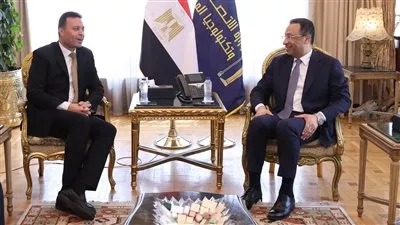 وزير «الاتصالات» يبحث التعاون مع «الإحصاء» في تنفيذ تعداد السكان لعام 2027