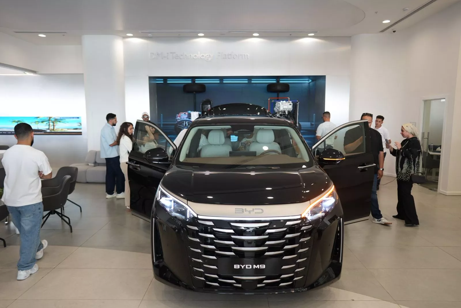 BYD تطلق Sealion 5 