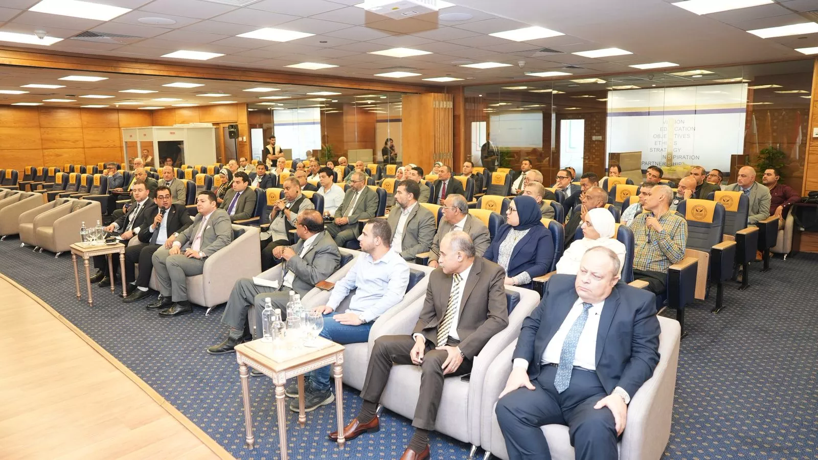 الرقابة المالية تعقد ورشة عمل لتعزيز القدرات الإدارية لصناديق التأمين الخاصة
