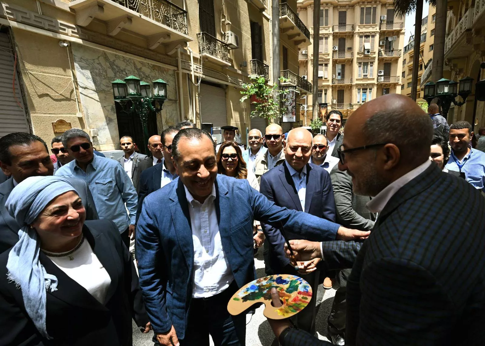رئيس الوزراء يشهد تدشين مبادرة شارع الفن