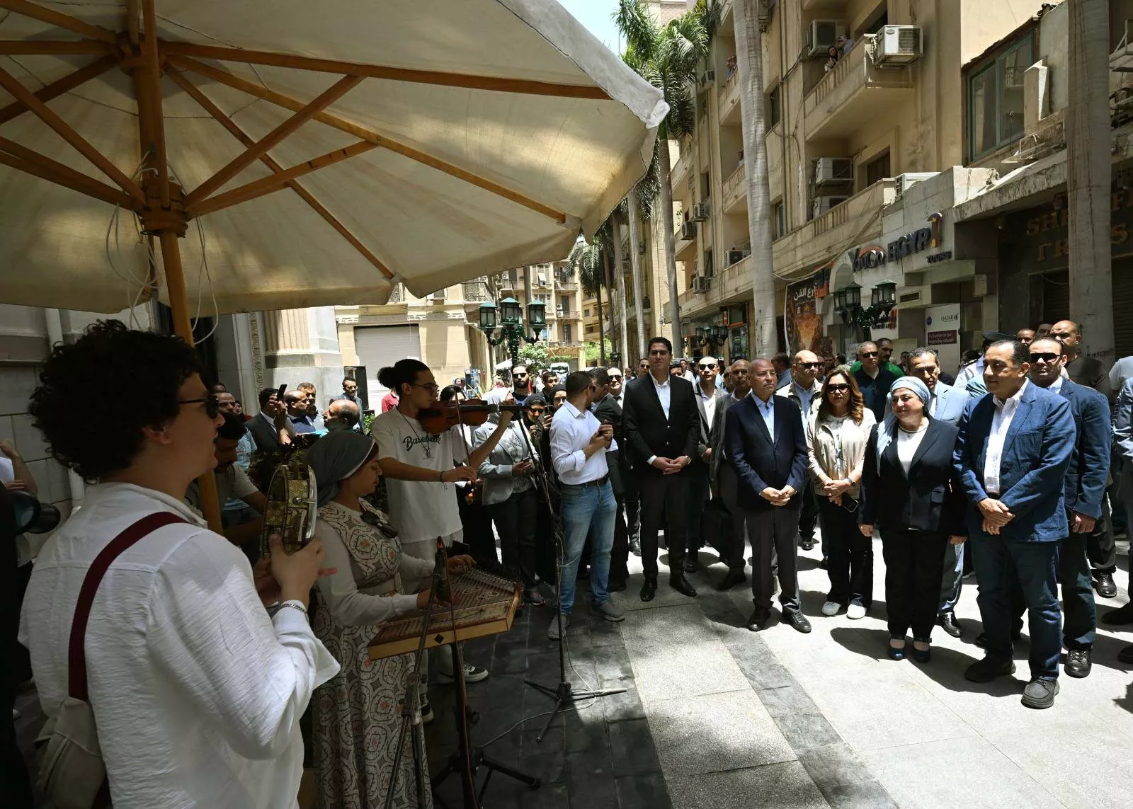 رئيس الوزراء يشهد تدشين مبادرة شارع الفن