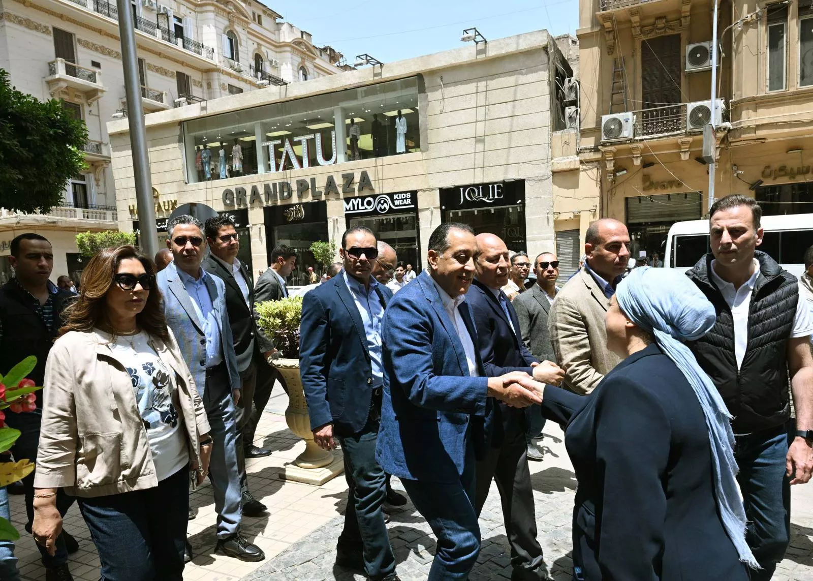 رئيس الوزراء يشهد تدشين مبادرة شارع الفن