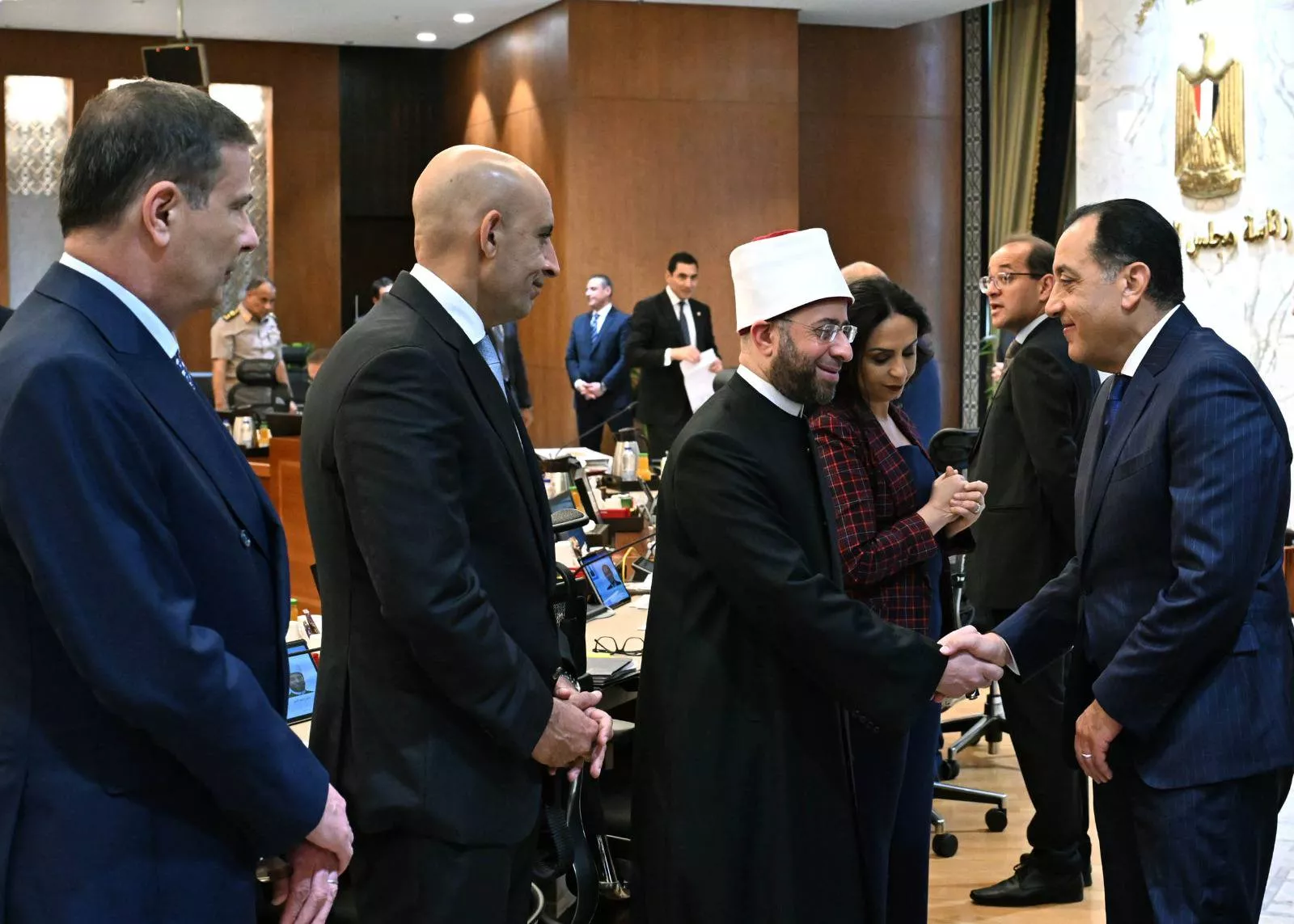 رئيس الوزراء يترأس الاجتماع الأسبوعي للحكومة