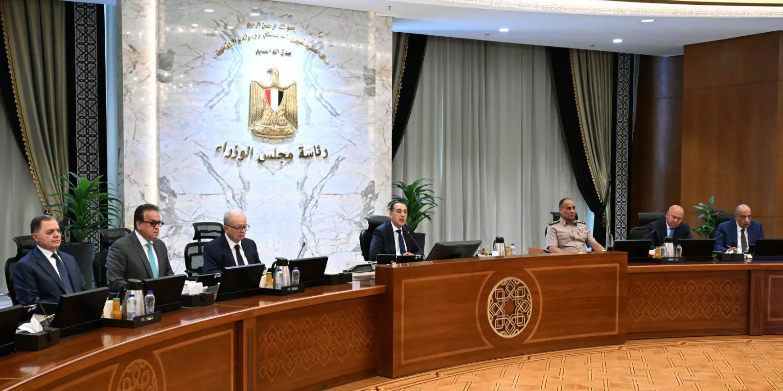 رئيس الوزراء يترأس الاجتماع الأسبوعي للحكومة