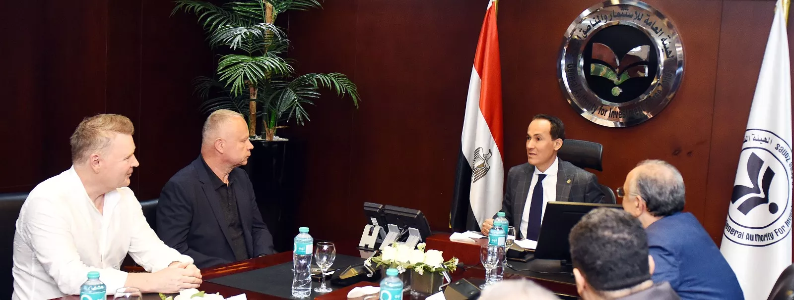 الدكتور محمد عوض يتابع خطط تنفيذ مشروع يادا إيجيبت