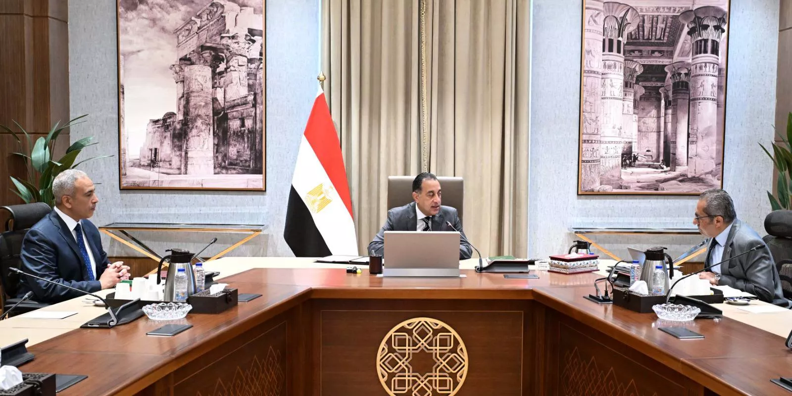 مدبولي يتابع تشغيل عدد من المشروعات بالعاصمة الجديدة