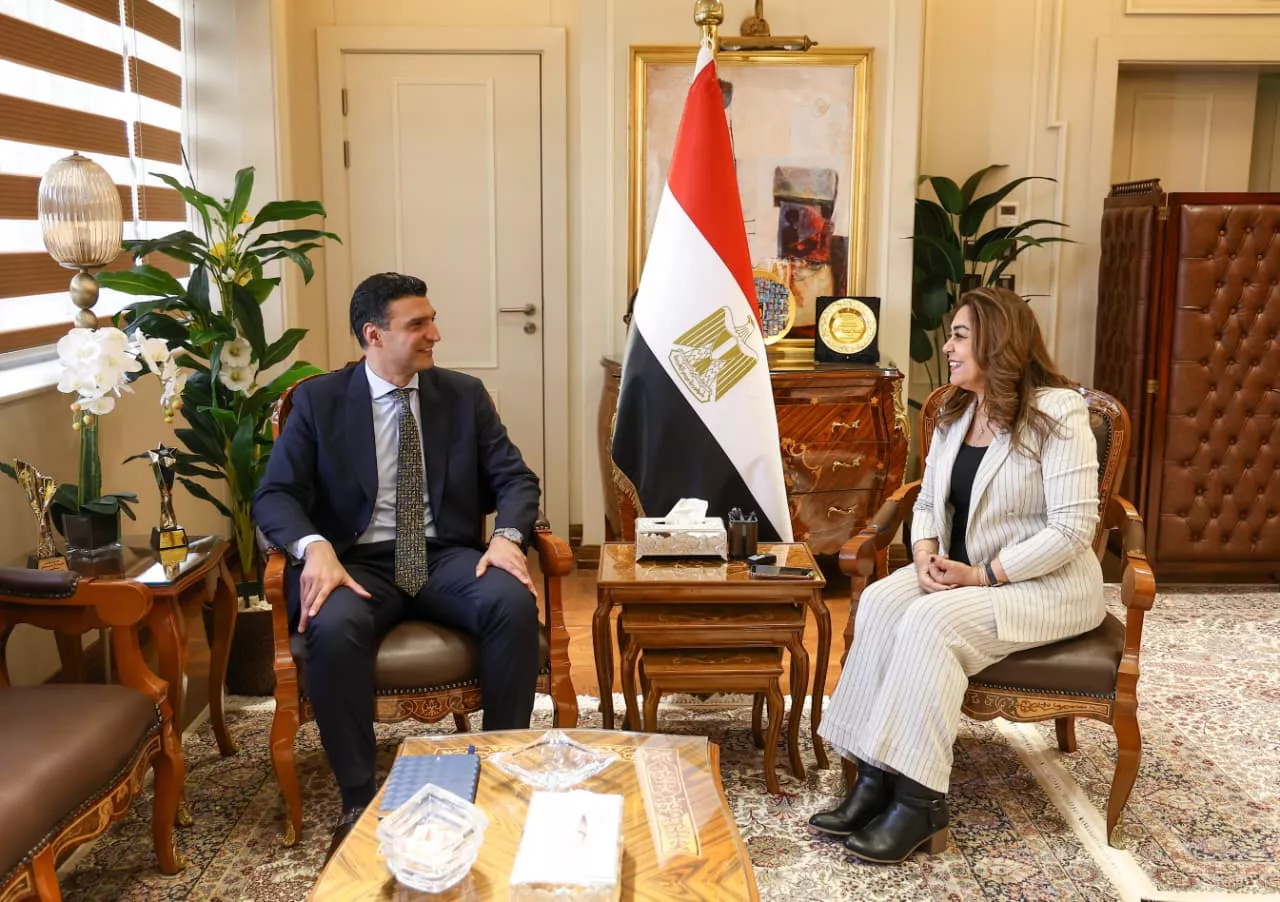 وزيرا التنمية المحلية والصناعة يطلقان المنظومة الإلكترونية لسجل البيانات البيئية الموحدة