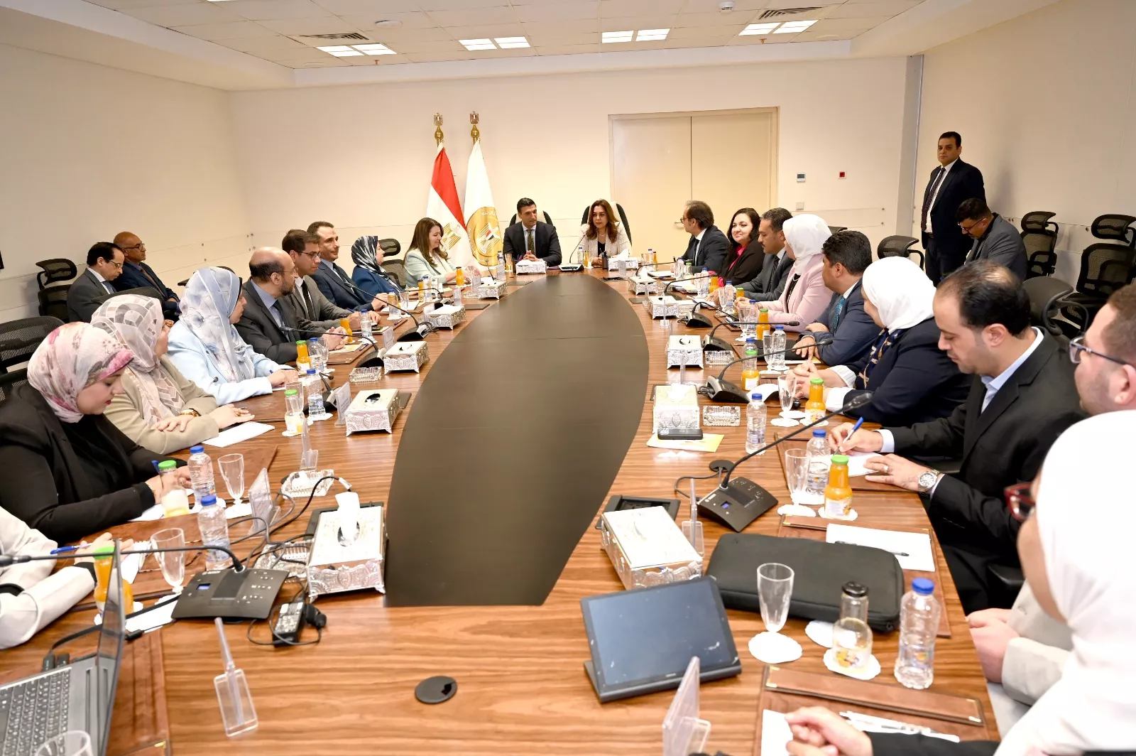 وزيرا التنمية المحلية والصناعة يطلقان المنظومة الإلكترونية لسجل البيانات البيئية الموحدة