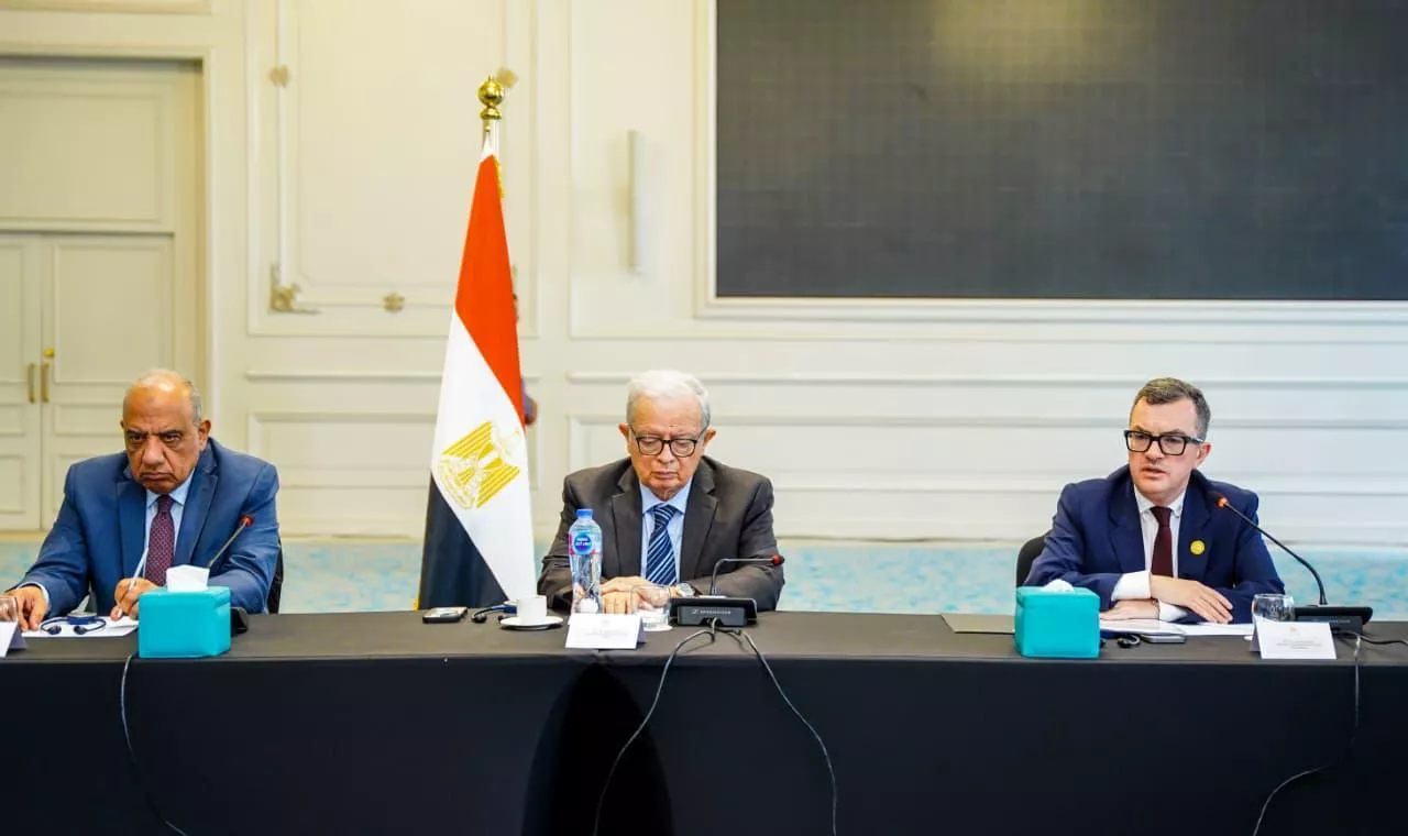 وزير التخطيط يفتتح جلسة مشاورات مع مجموعة البنك الدولي