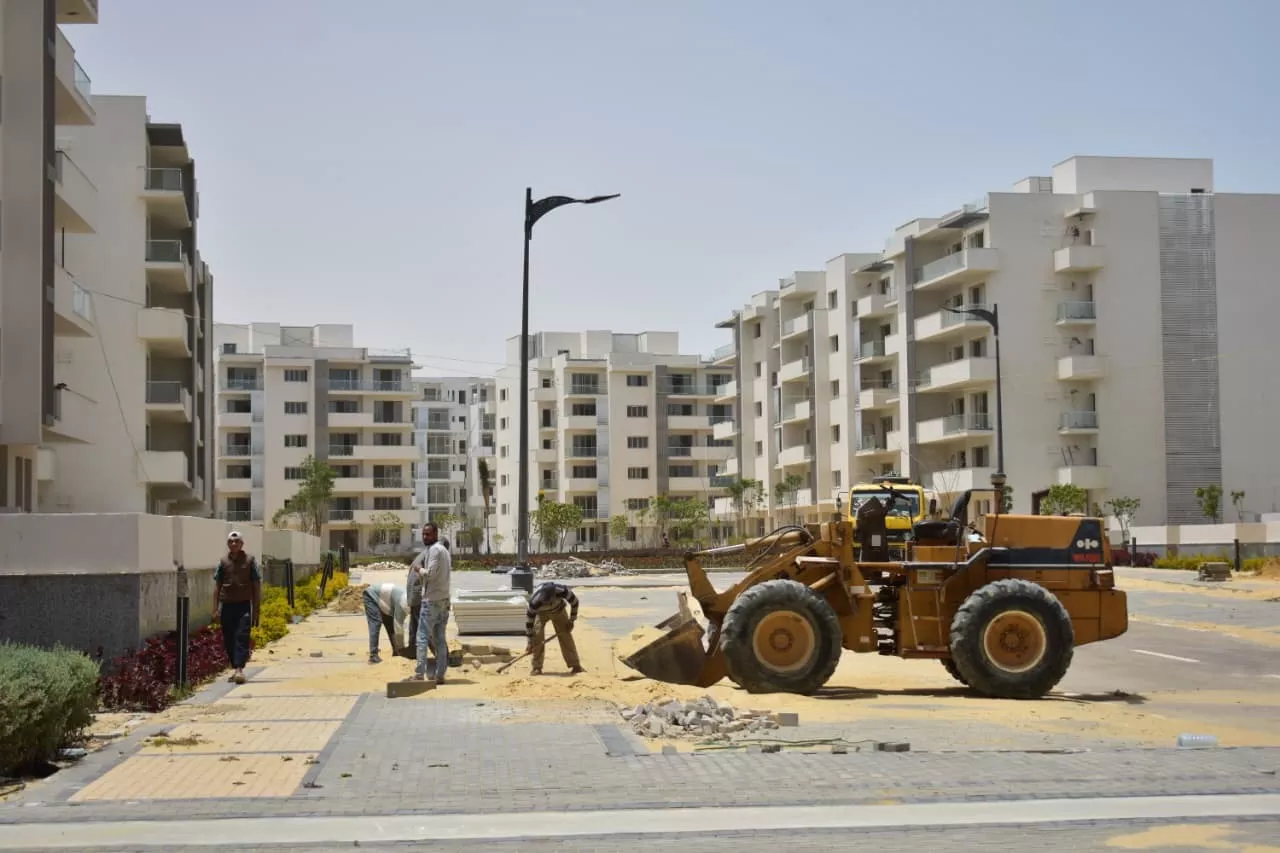 وزيرة الإسكان تتابع عدد من المشروعات بمدينة العلمين الجديدة