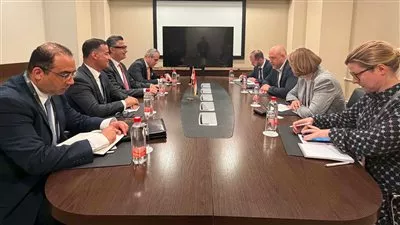 مصر وروسيا تبحثان توقيع مذكرة تفاهم لتبادل الخبرات الفنية بين البورصات السلعية