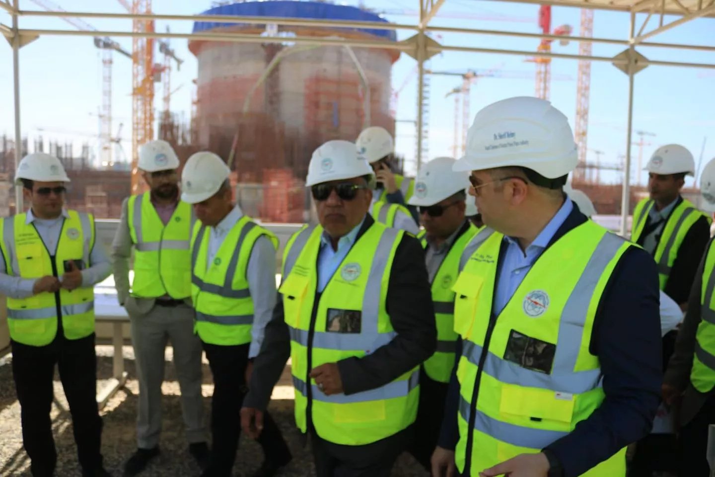 وزير الكهرباء يتابع تنفيذ مشروع محطة الضبعة النووية 