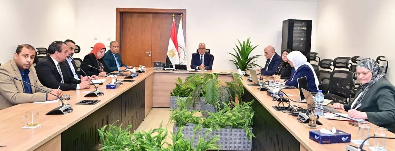 الدكتور سويلم يتابع ترتيبات عقد أسبوع القاهرة التاسع للمياه