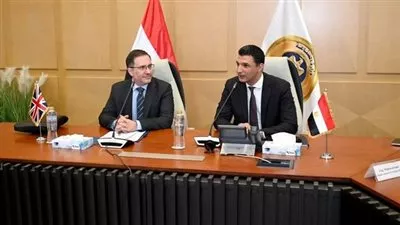 وزير «الصناعة» يبحث خطط توسع الشركات البريطانية وضخ استثمارات جديدة في مصر