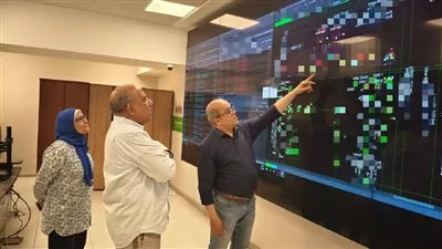 وزير «الكهرباء» يتابع انتظام العمل وجودة الخدمات خلال عيد الأضحى