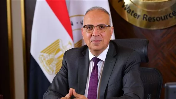 وزير الري يراجع منظومة الصرف خلال العيد