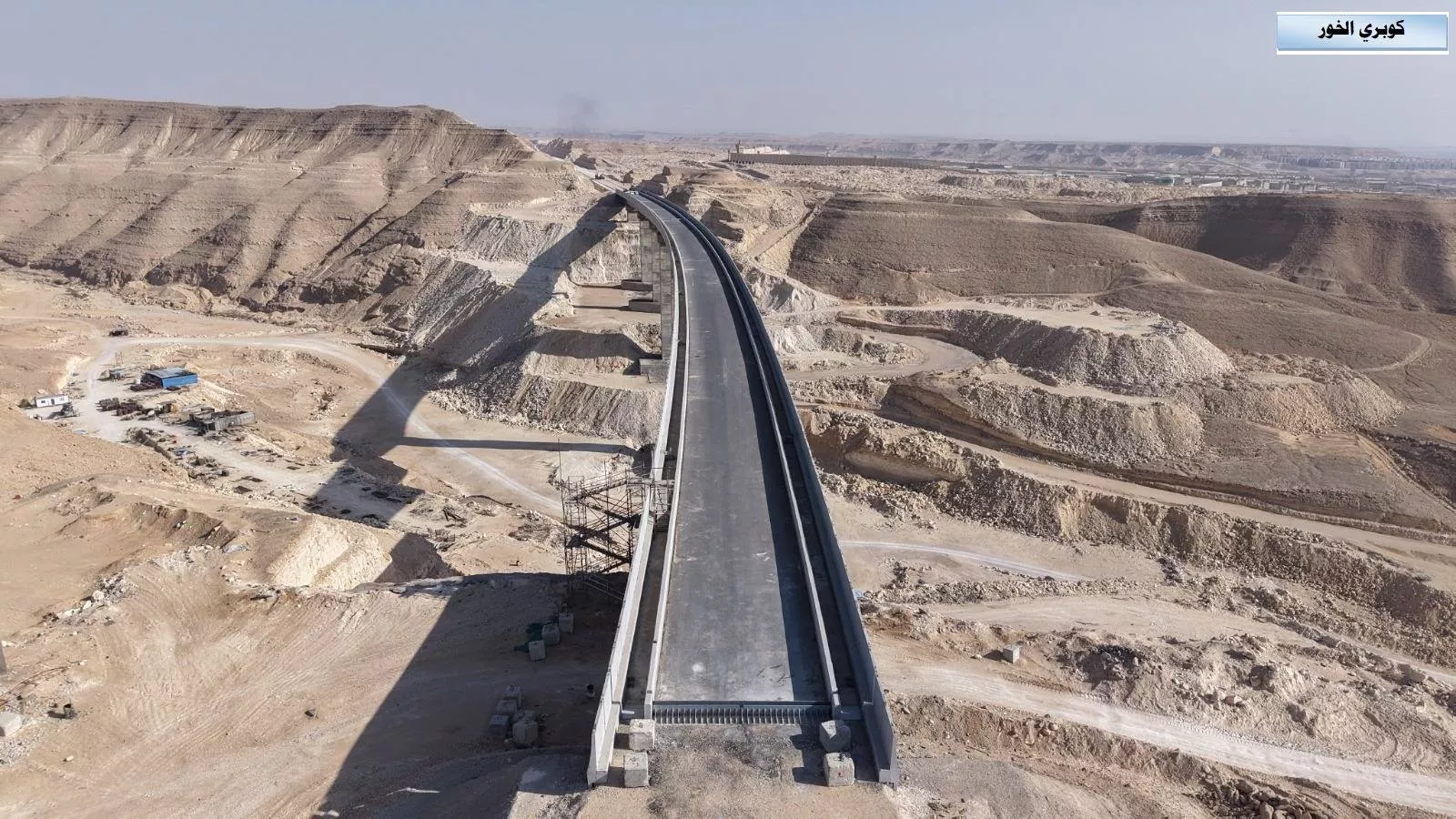 وزير النقل يتفقد مواقع العمل بمشروع الخط الأول من شبكة القطار السريع