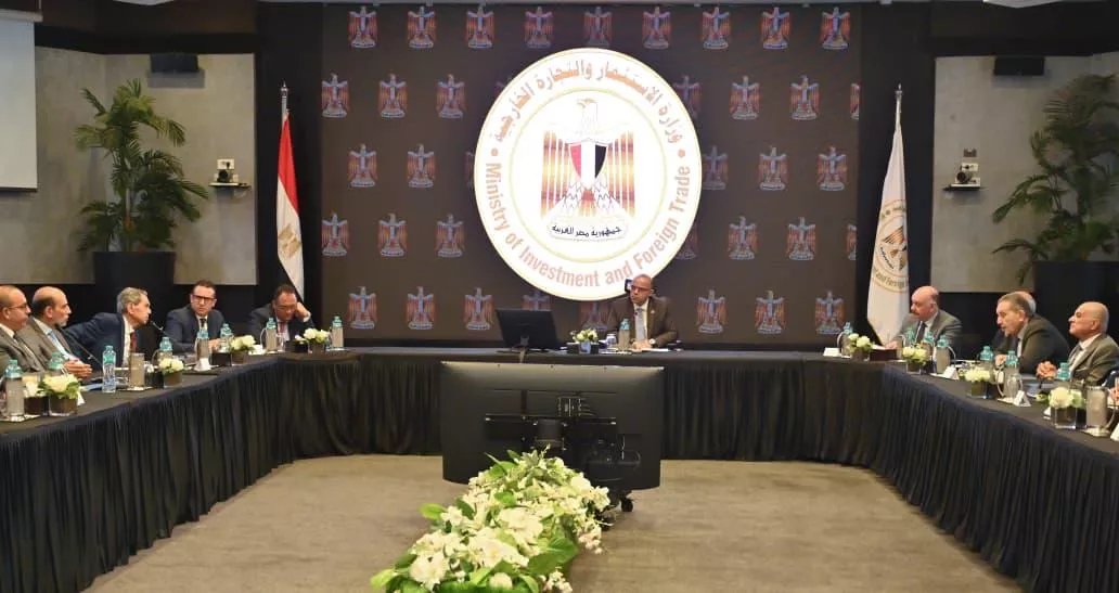 وزير الاستثمار يجتمع مع مجلس إدارة الاتحاد العام للغرف التجارية