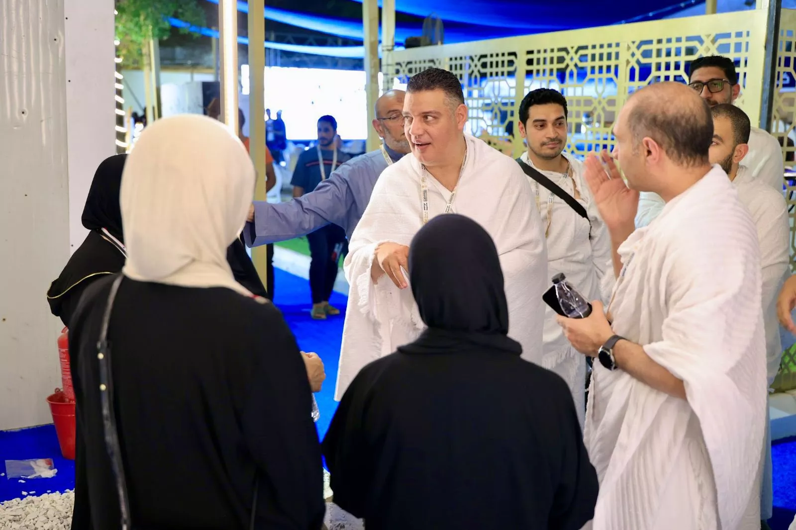 رئيس بعثة حج الجمعيات الأهلية يتفقد مخيمات عرفات