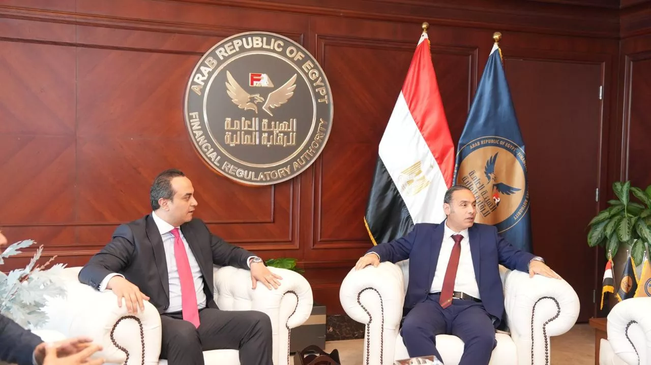 رئيسا الرقابة المالية والرعاية الصحية يبحثان بناء شراكة لتطوير خدمات التأمين الصحي