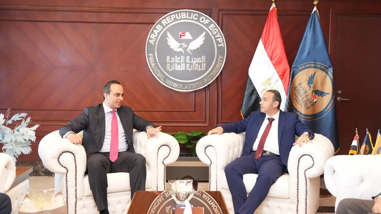 رئيسا الرقابة المالية والرعاية الصحية يبحثان بناء شراكة لتطوير خدمات التأمين الصحي
