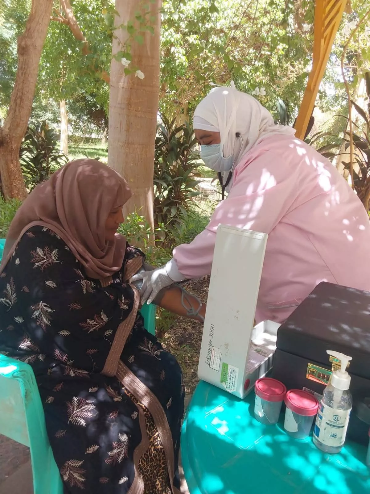 إجراء عمليات جراحية بمحافظات التأمين الصحي