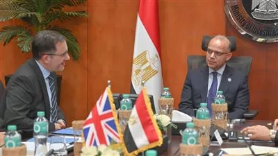 مباحثات مصرية - بريطانية لتعزيز الشراكة الاقتصادية والتعاون الاستثماري والتجاري