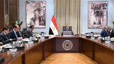 رئيس الوزراء يتابع إجراءات إحكام وتعزيز الرقابة على مصانع إنتاج الأغذية