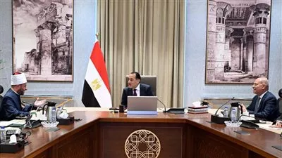 رئيس الوزراء يتابع جهود إعادة إحياء معالم القاهرة الإسلامية والتاريخية 