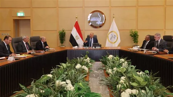 وزير النقل يرأس جمعية شركة تراست القناة