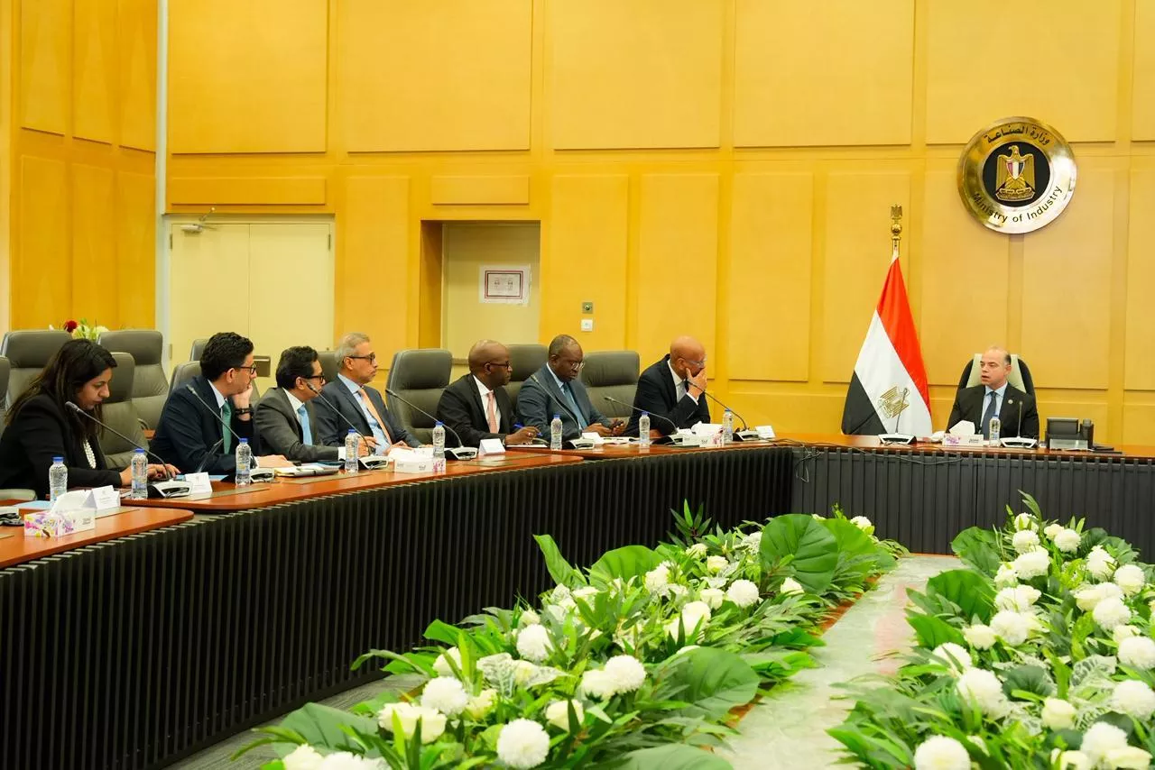 وزير الاستثمار يجتمع مع نائب رئيس مؤسسة التمويل الدولية