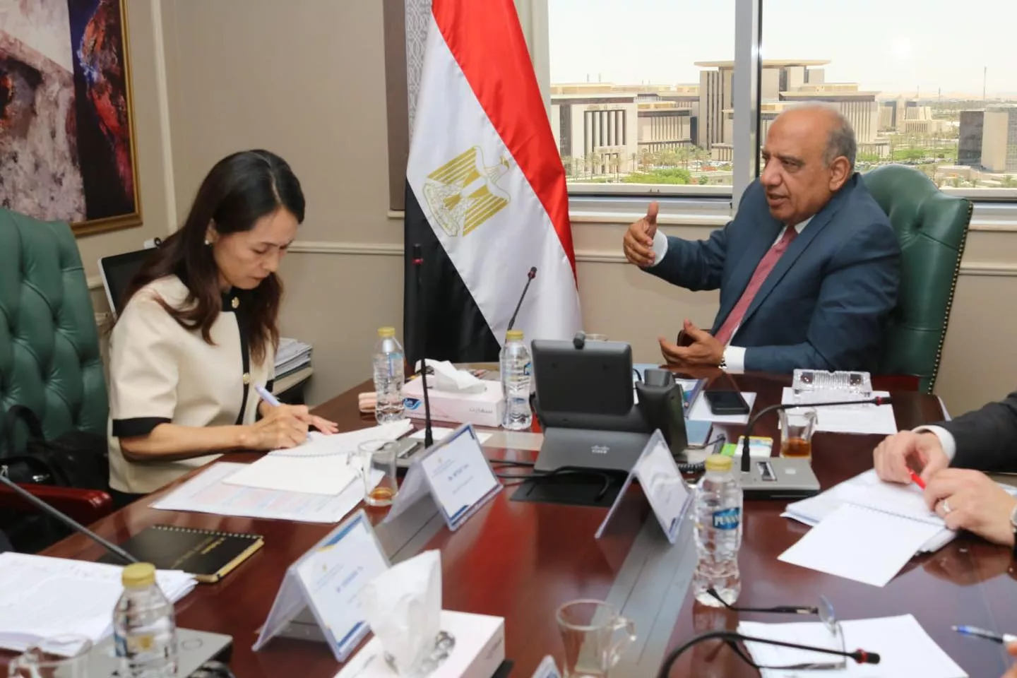 بحث سبل تعزيز التعاون بين مصر واليابان