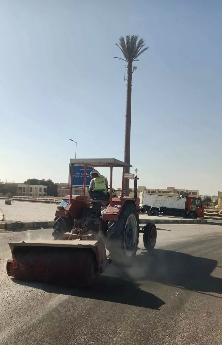 وزيرة الإسكان تتابع أعمال النظافة والصيانة بالمدن الجديدة