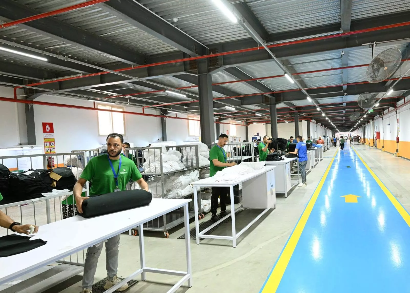 رئيس الوزراء يفتتح مصنع چيد تكستايل للملابس الجاهزة